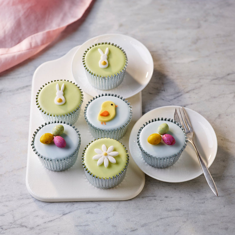Easter Golden Sponge Fairy Cakes