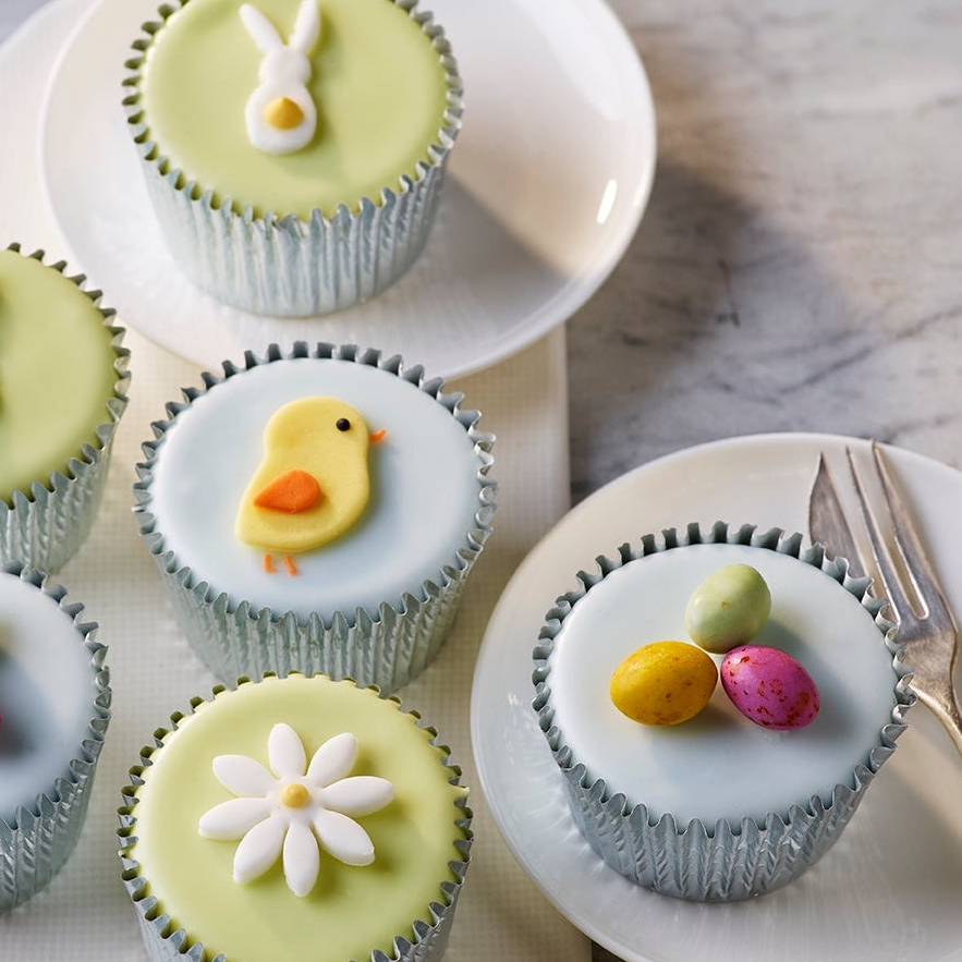 Easter Golden Sponge Fairy Cakes