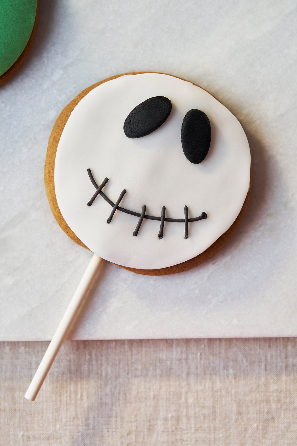Gingerbread Skeleton Lollipop